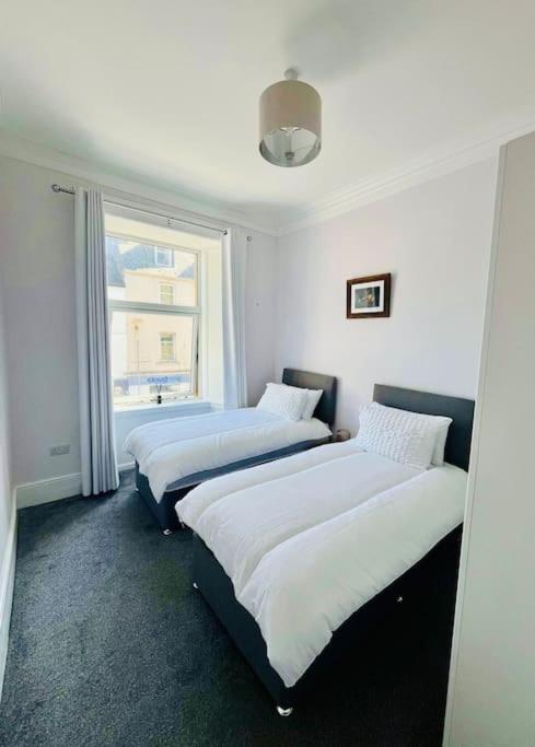 Beautiful Spacious Apartment In Town Centre Oban Extérieur photo