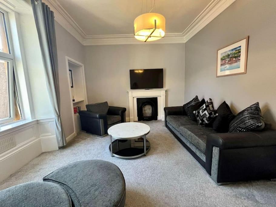 Beautiful Spacious Apartment In Town Centre Oban Extérieur photo